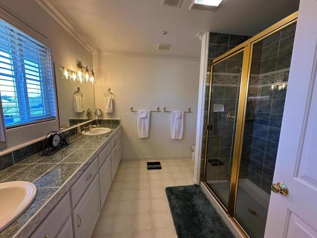 Detail Gallery Image 37 of 112 For 19715 Hale Ave, Morgan Hill,  CA 95037 - 5 Beds | 4/2 Baths