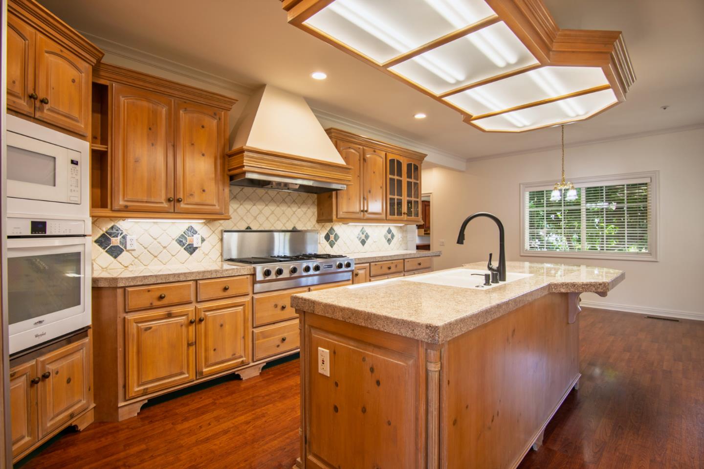 Detail Gallery Image 62 of 112 For 19715 Hale Ave, Morgan Hill,  CA 95037 - 5 Beds | 4/2 Baths