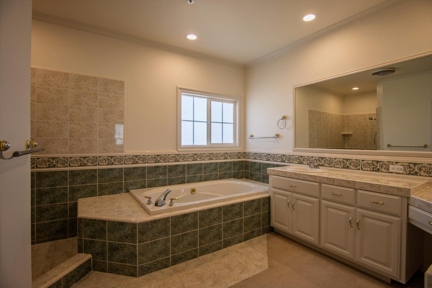 Detail Gallery Image 66 of 112 For 19715 Hale Ave, Morgan Hill,  CA 95037 - 5 Beds | 4/2 Baths