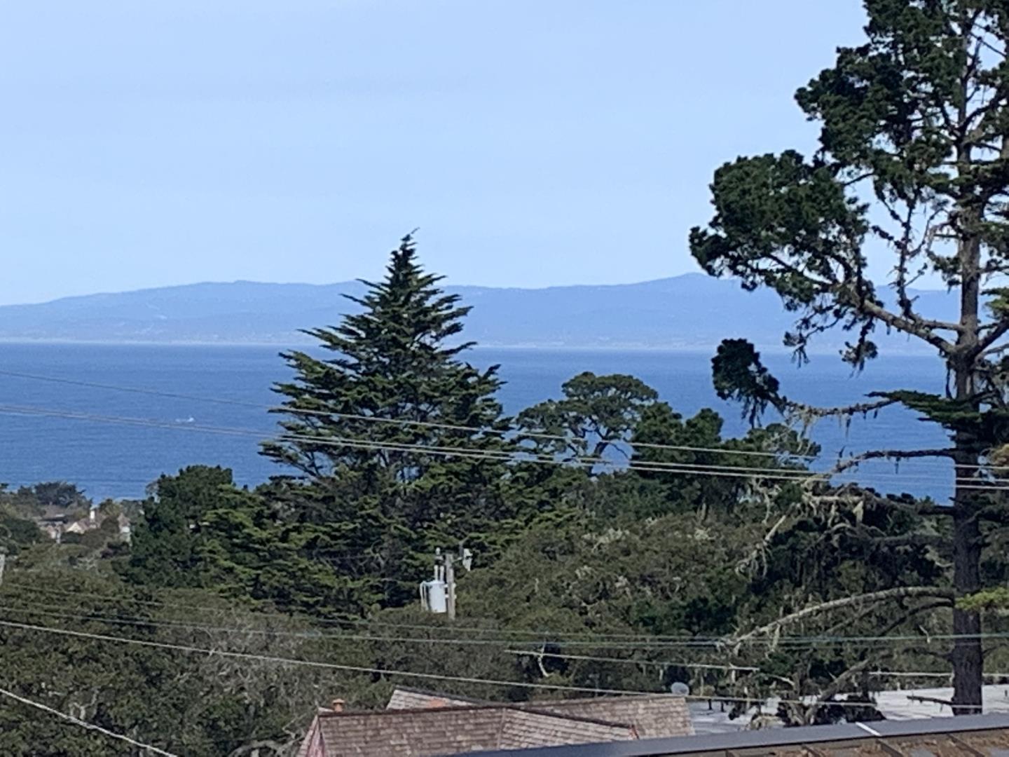 Detail Gallery Image 2 of 45 For 879 Lottie St, Monterey,  CA 93940 - 4 Beds | 2/1 Baths