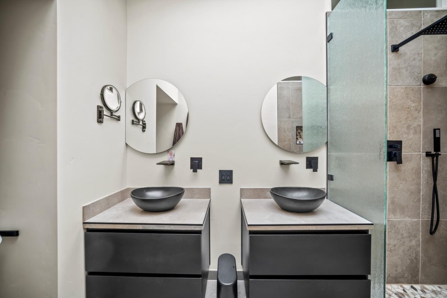 Detail Gallery Image 27 of 45 For 879 Lottie St, Monterey,  CA 93940 - 4 Beds | 2/1 Baths