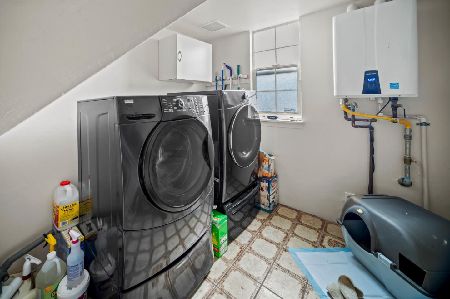 Detail Gallery Image 38 of 45 For 879 Lottie St, Monterey,  CA 93940 - 4 Beds | 2/1 Baths