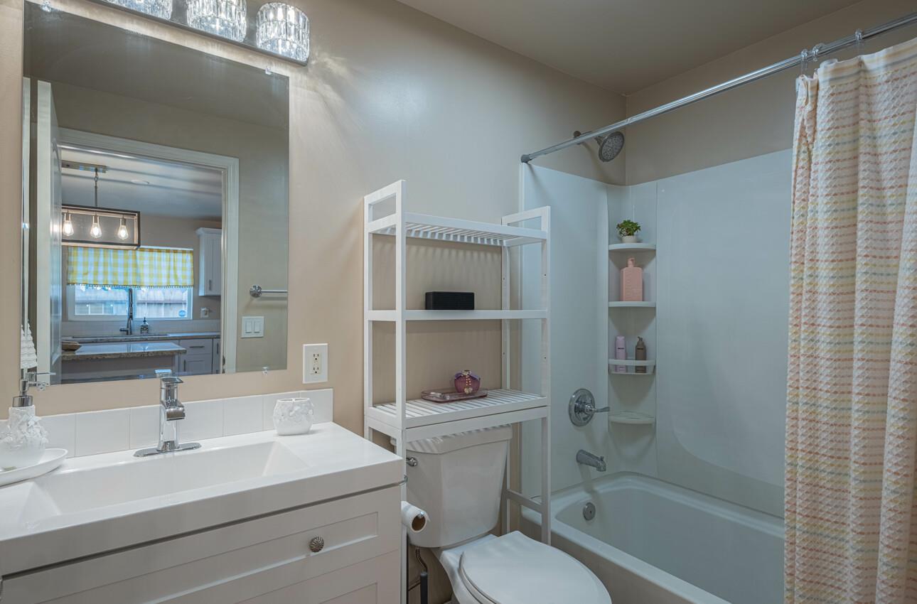 Detail Gallery Image 18 of 25 For 555 Williams Ave, Seaside,  CA 93955 - 2 Beds | 1 Baths