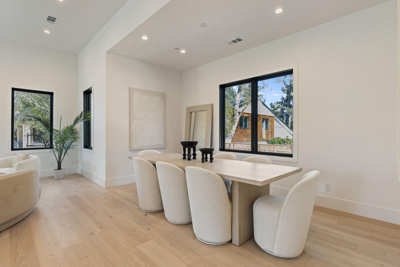 Detail Gallery Image 12 of 88 For 18071 Saratoga Los Gatos Rd, Monte Sereno,  CA 95030 - 5 Beds | 4/1 Baths