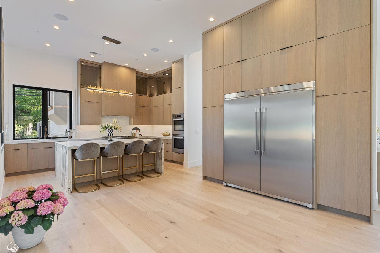 Detail Gallery Image 13 of 88 For 18071 Saratoga Los Gatos Rd, Monte Sereno,  CA 95030 - 5 Beds | 4/1 Baths