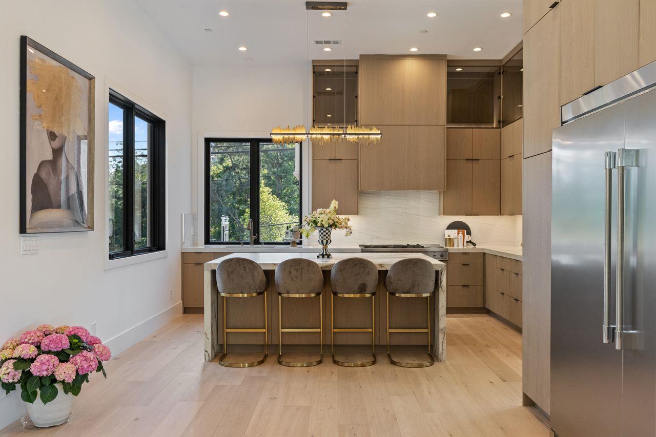 Detail Gallery Image 15 of 88 For 18071 Saratoga Los Gatos Rd, Monte Sereno,  CA 95030 - 5 Beds | 4/1 Baths