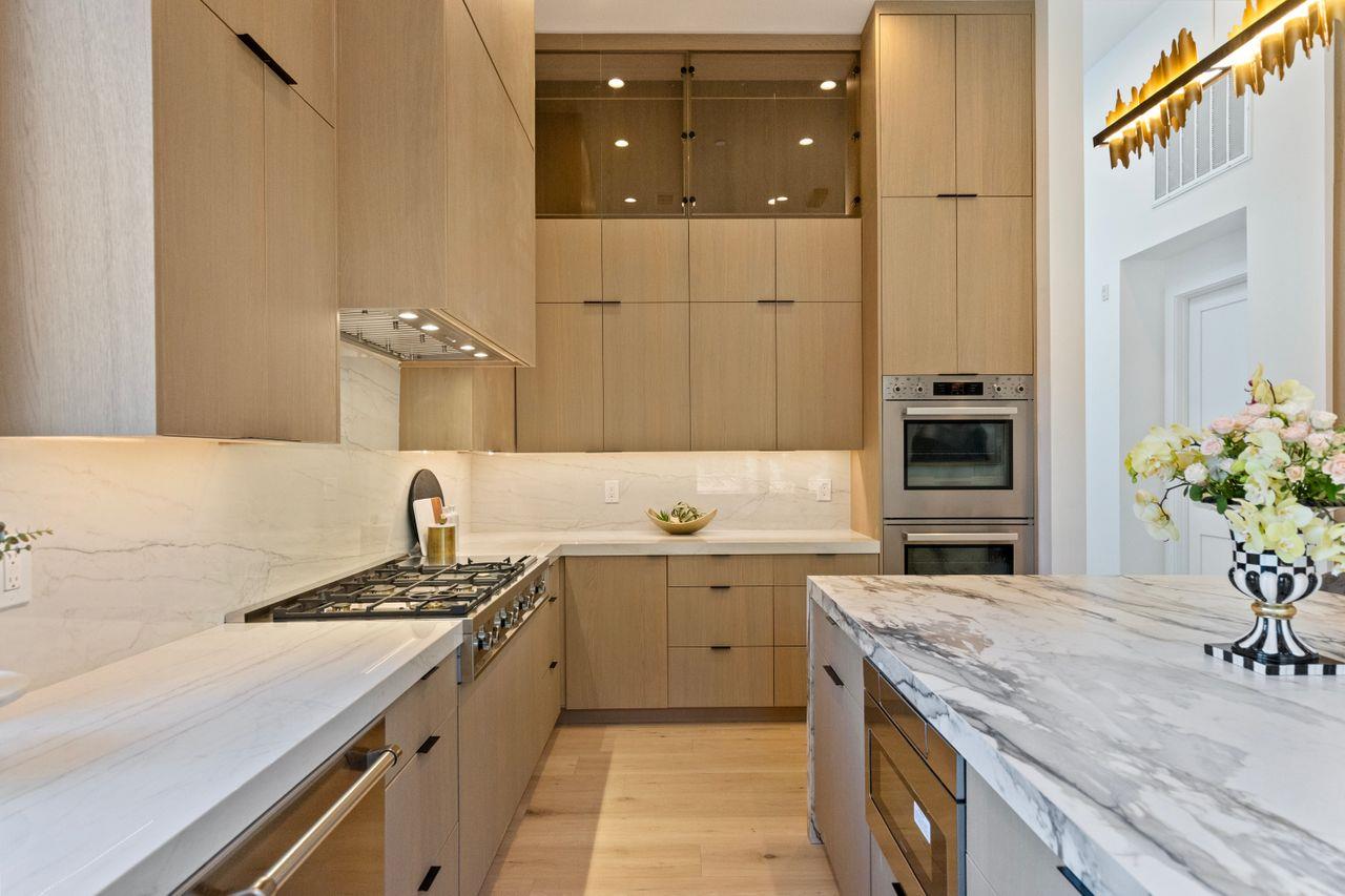 Detail Gallery Image 21 of 88 For 18071 Saratoga Los Gatos Rd, Monte Sereno,  CA 95030 - 5 Beds | 4/1 Baths