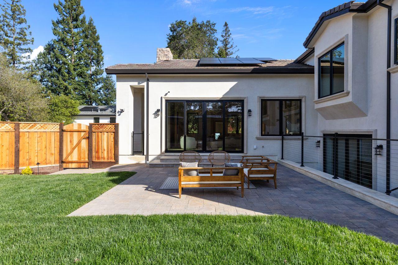 Detail Gallery Image 40 of 88 For 18071 Saratoga Los Gatos Rd, Monte Sereno,  CA 95030 - 5 Beds | 4/1 Baths