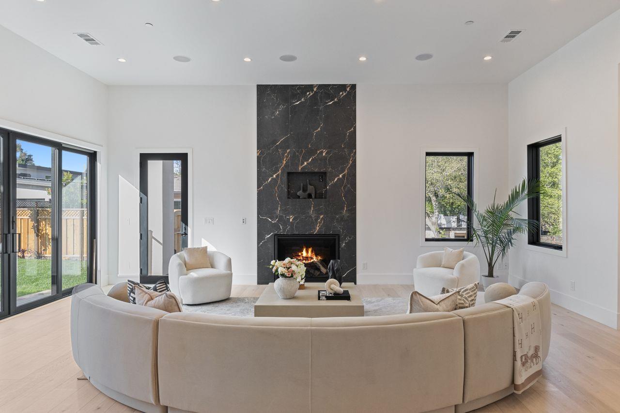 Detail Gallery Image 9 of 88 For 18071 Saratoga Los Gatos Rd, Monte Sereno,  CA 95030 - 5 Beds | 4/1 Baths