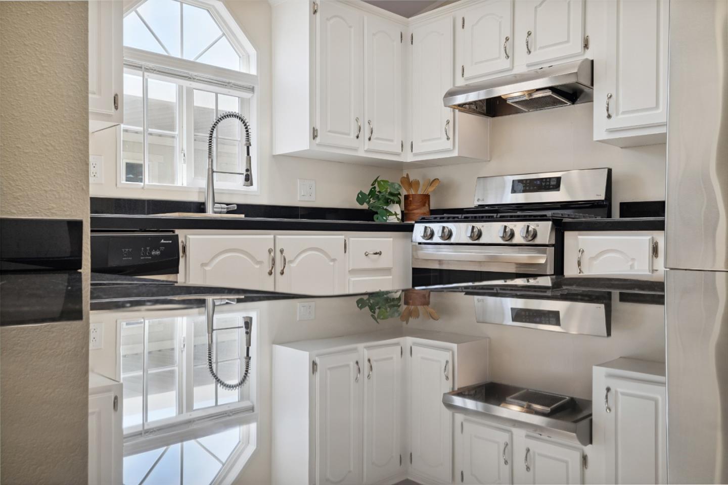 Detail Gallery Image 15 of 41 For 2711 Mar Vista Dr #24,  Aptos,  CA 95003 - 3 Beds | 2 Baths