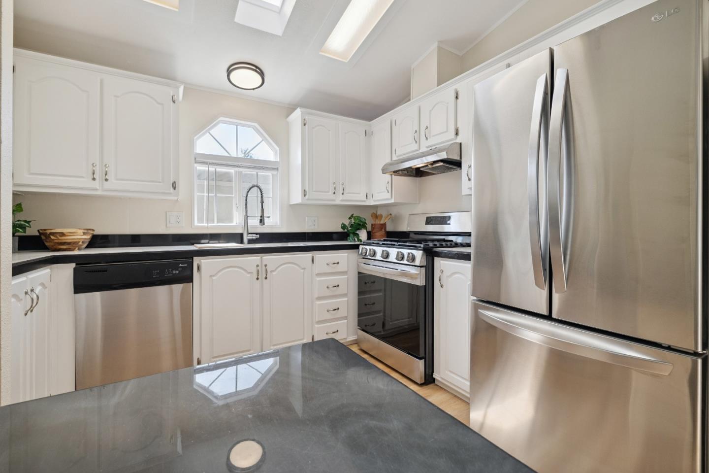 Detail Gallery Image 21 of 41 For 2711 Mar Vista Dr #24,  Aptos,  CA 95003 - 3 Beds | 2 Baths