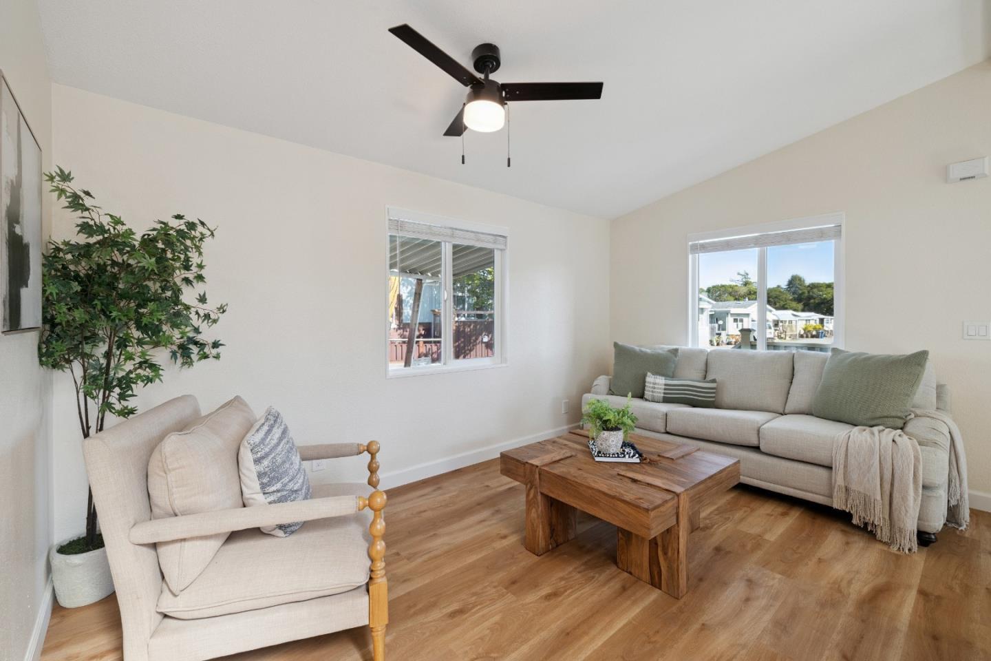 Detail Gallery Image 7 of 41 For 2711 Mar Vista Dr #24,  Aptos,  CA 95003 - 3 Beds | 2 Baths