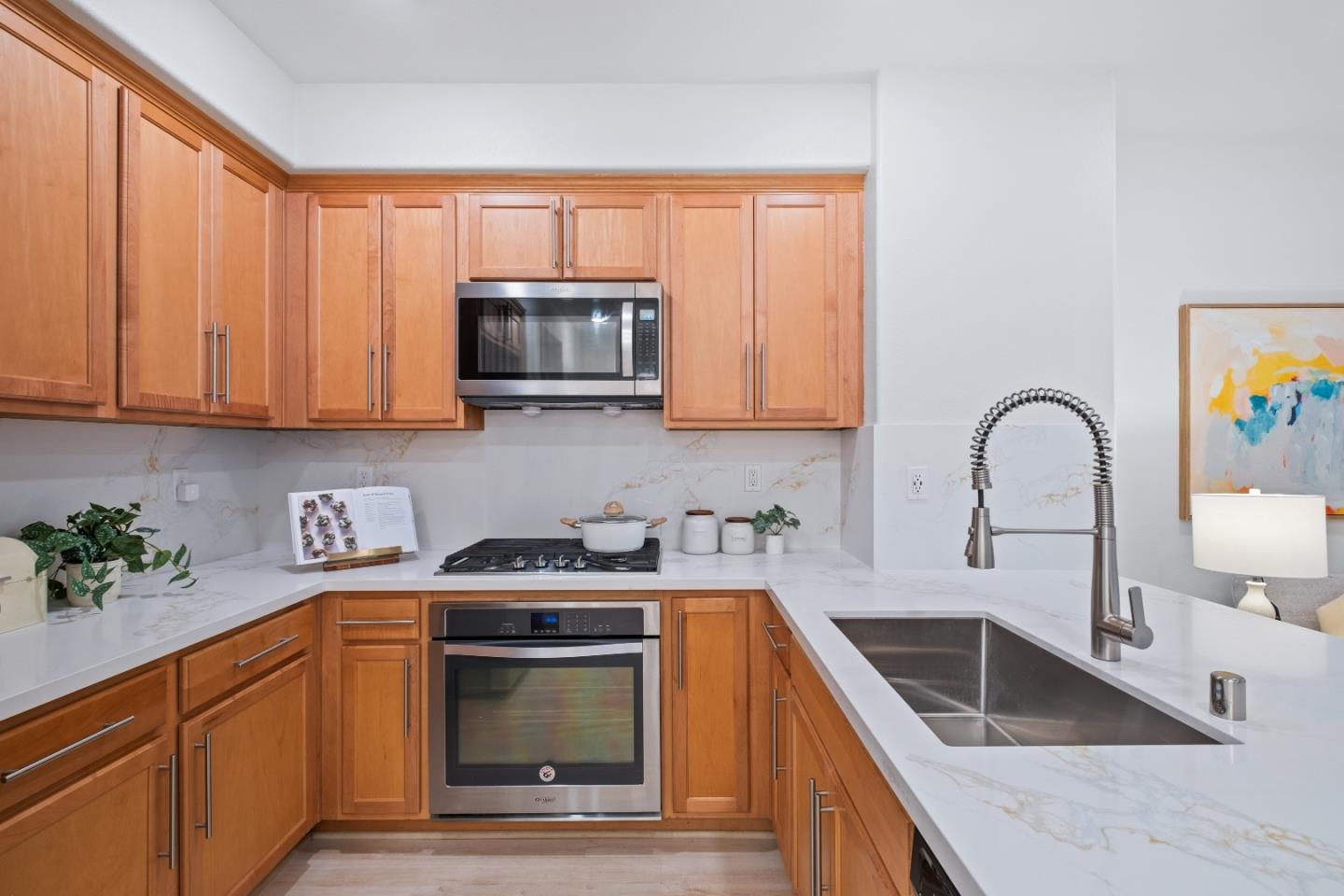 Detail Gallery Image 16 of 46 For 1037 Abruzzo Ln #6,  San Jose,  CA 95131 - 2 Beds | 2 Baths