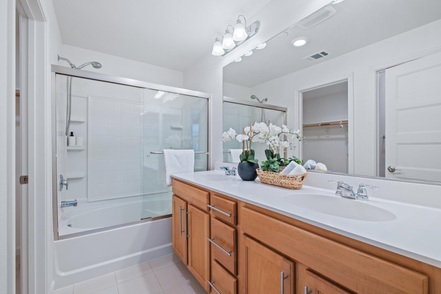 Detail Gallery Image 24 of 46 For 1037 Abruzzo Ln #6,  San Jose,  CA 95131 - 2 Beds | 2 Baths