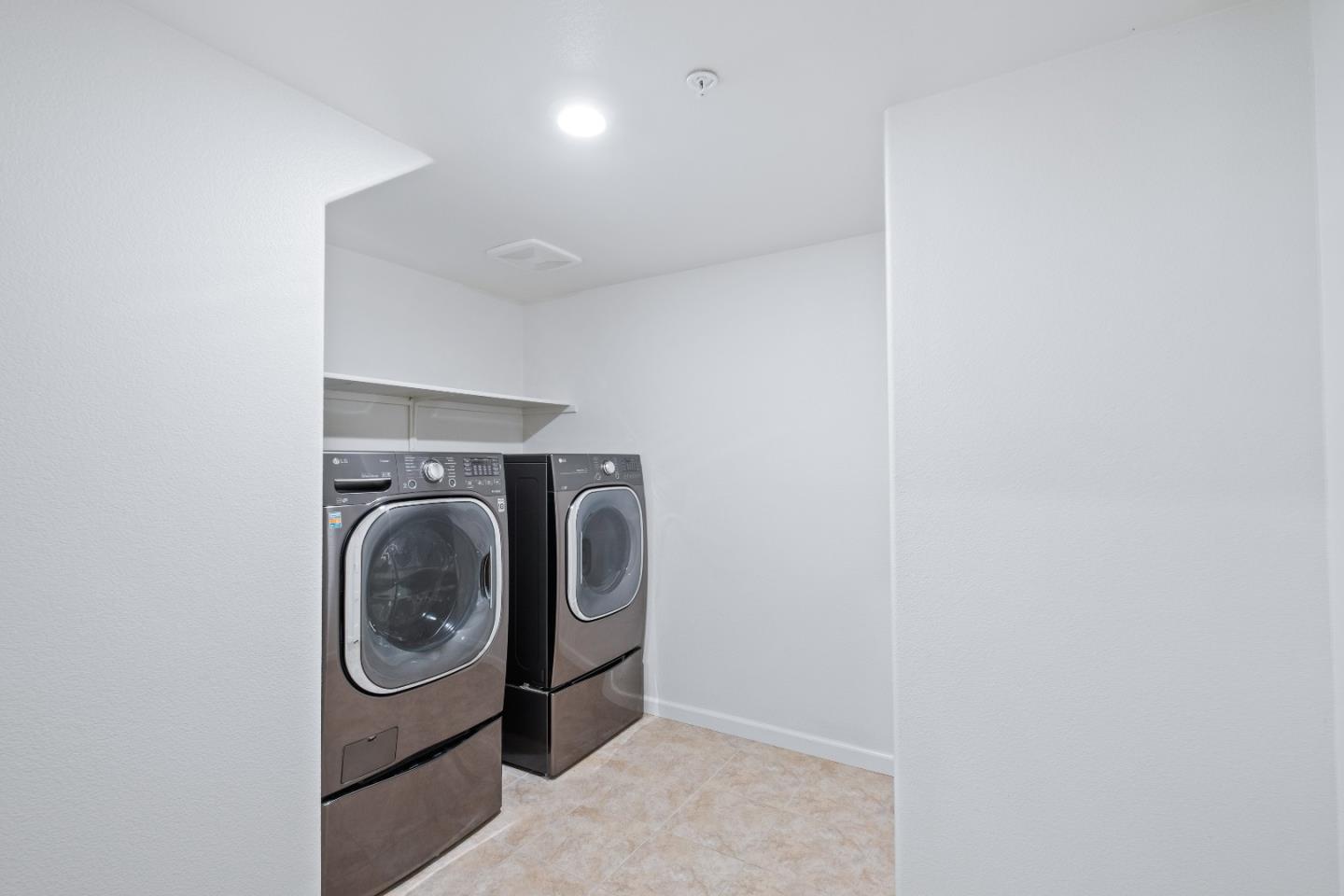 Detail Gallery Image 29 of 46 For 1037 Abruzzo Ln #6,  San Jose,  CA 95131 - 2 Beds | 2 Baths