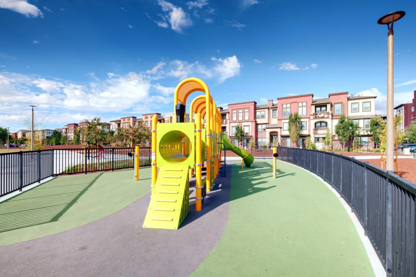 Detail Gallery Image 32 of 46 For 1037 Abruzzo Ln #6,  San Jose,  CA 95131 - 2 Beds | 2 Baths