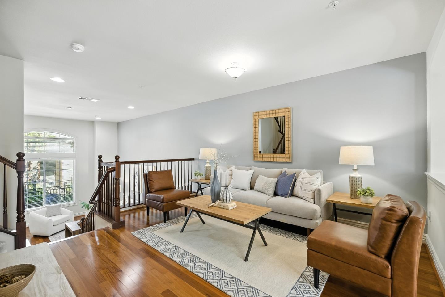 Detail Gallery Image 13 of 41 For 255 Honeylocust Ter, Sunnyvale,  CA 94086 - 3 Beds | 2/1 Baths
