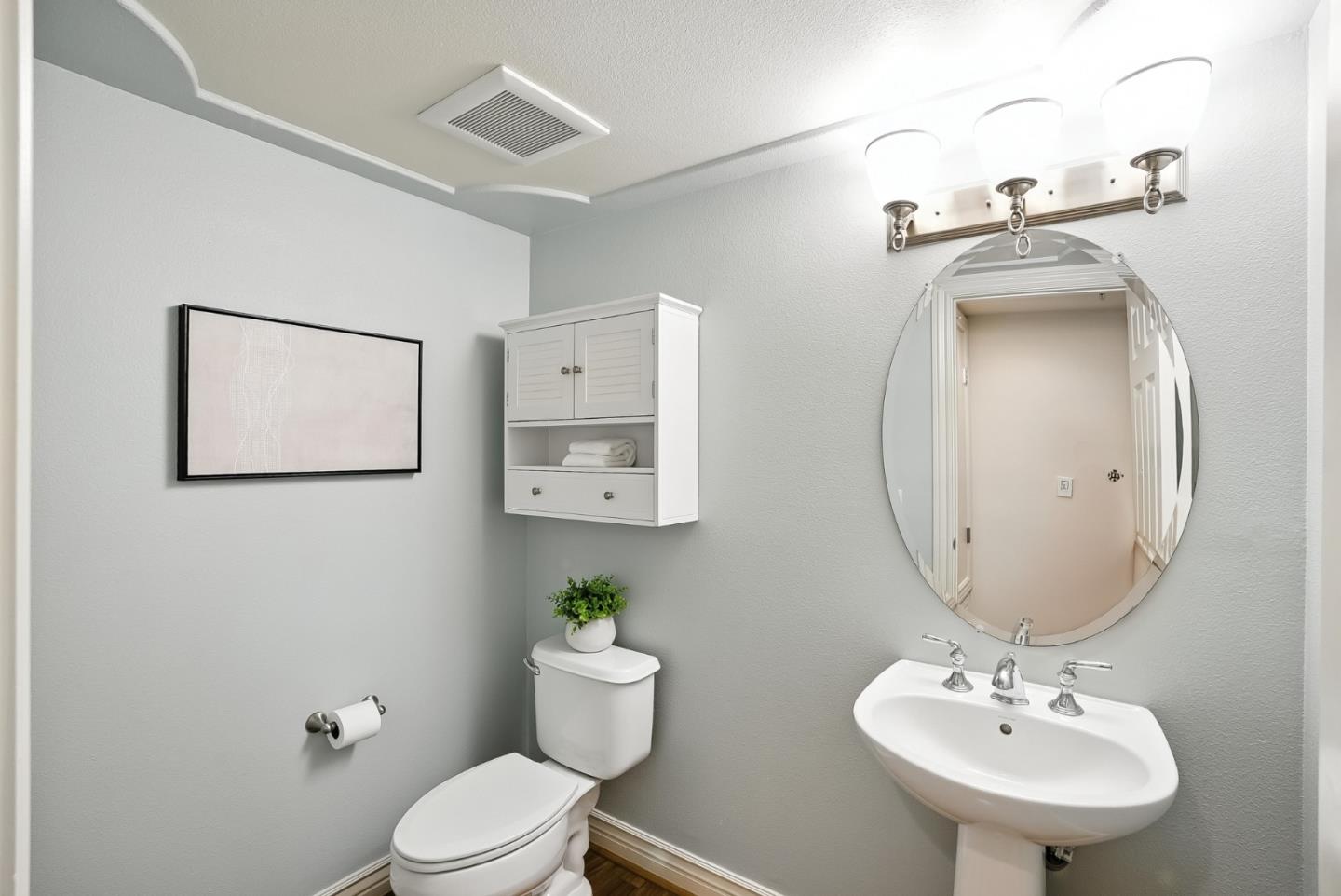 Detail Gallery Image 20 of 41 For 255 Honeylocust Ter, Sunnyvale,  CA 94086 - 3 Beds | 2/1 Baths