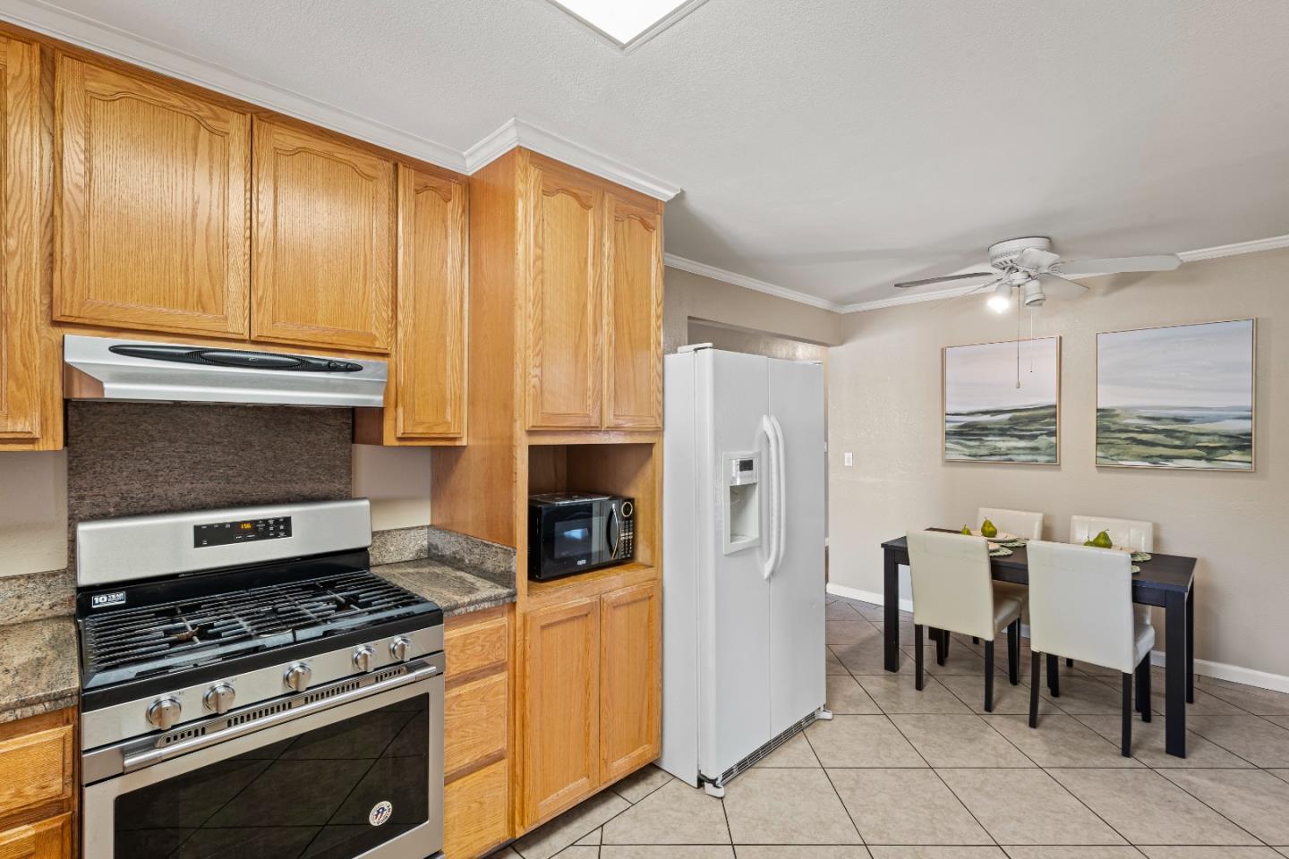 Detail Gallery Image 14 of 36 For 1679 Farringdon Dr, San Jose,  CA 95127 - 4 Beds | 2 Baths