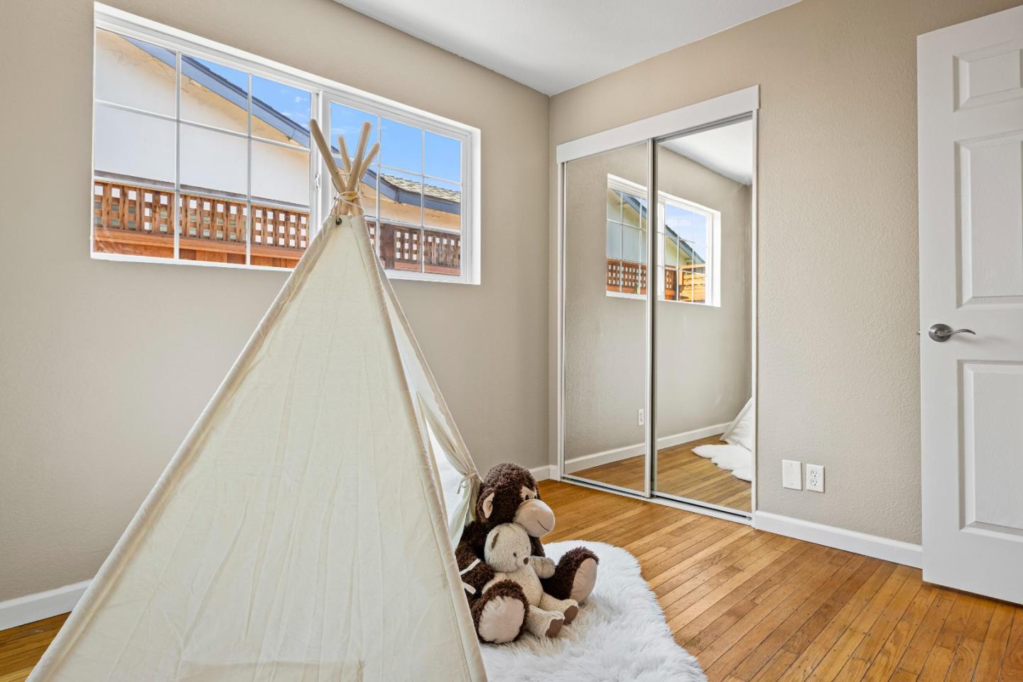 Detail Gallery Image 25 of 36 For 1679 Farringdon Dr, San Jose,  CA 95127 - 4 Beds | 2 Baths