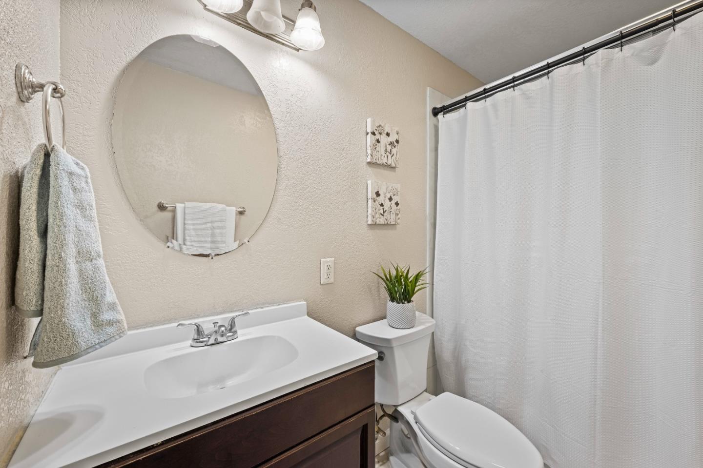 Detail Gallery Image 26 of 36 For 1679 Farringdon Dr, San Jose,  CA 95127 - 4 Beds | 2 Baths