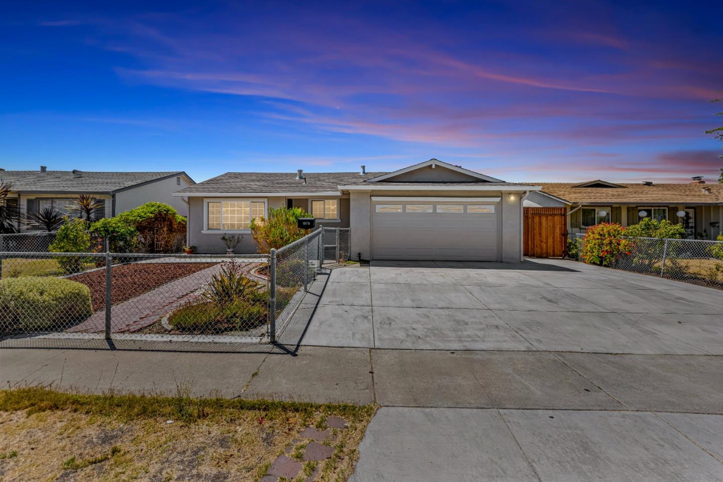 Detail Gallery Image 35 of 36 For 1679 Farringdon Dr, San Jose,  CA 95127 - 4 Beds | 2 Baths