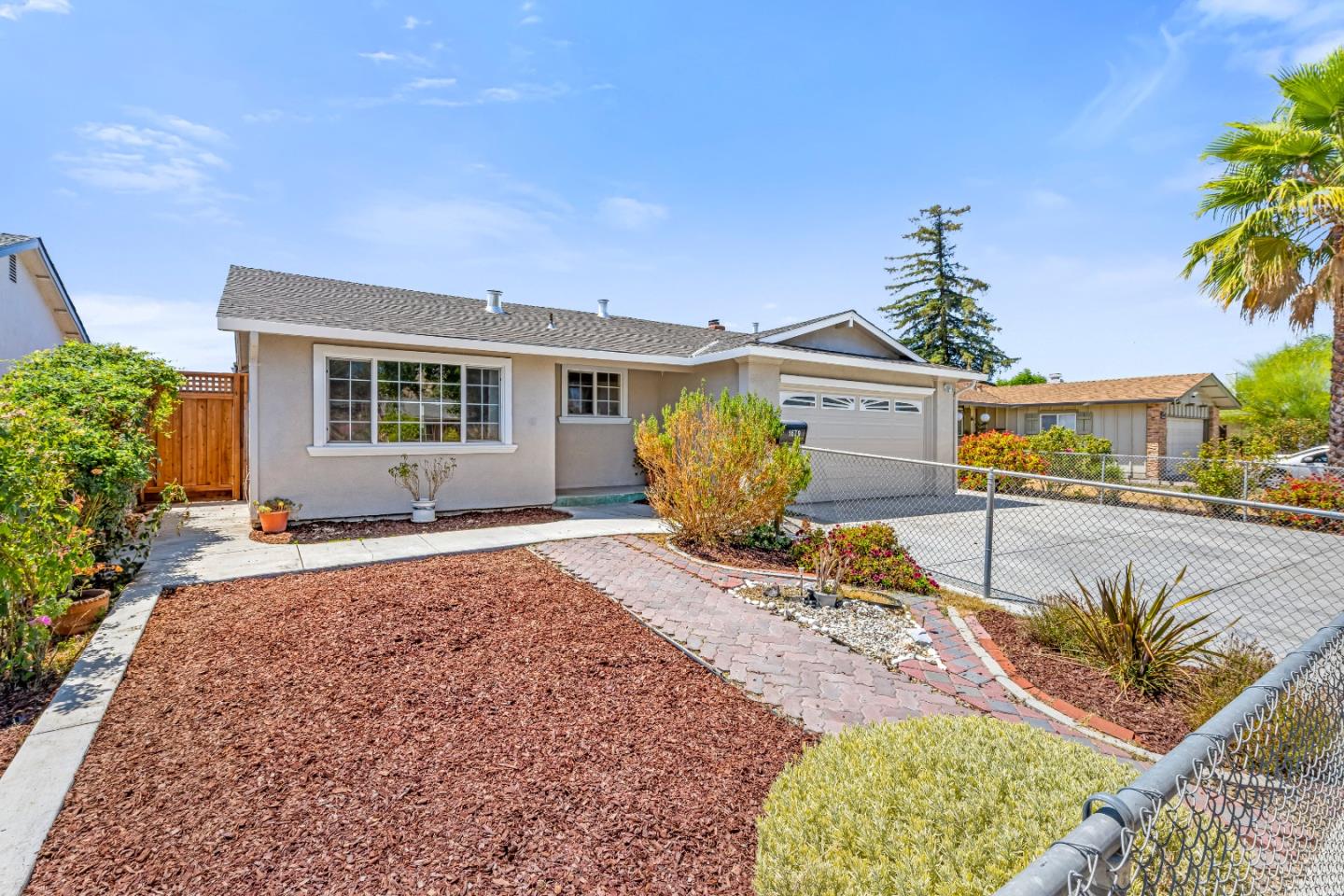 Detail Gallery Image 5 of 36 For 1679 Farringdon Dr, San Jose,  CA 95127 - 4 Beds | 2 Baths