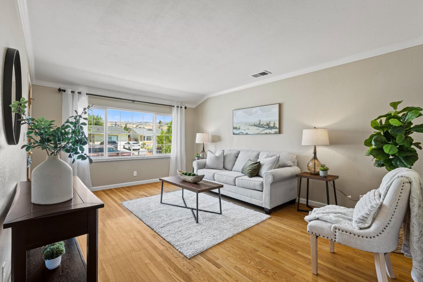 Detail Gallery Image 8 of 36 For 1679 Farringdon Dr, San Jose,  CA 95127 - 4 Beds | 2 Baths