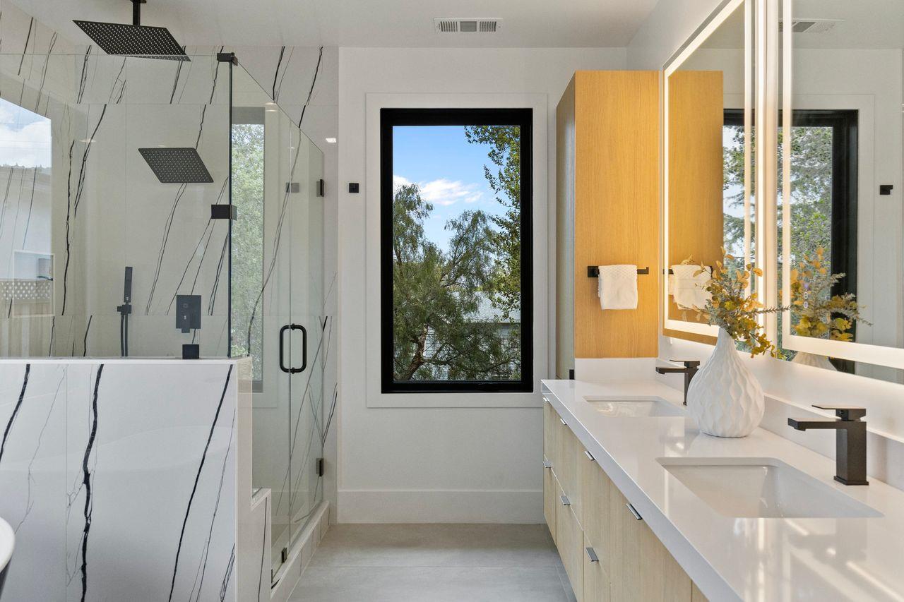 Detail Gallery Image 35 of 108 For 18061 Saratoga Los Gatos Rd, Monte Sereno,  CA 95030 - 5 Beds | 4/1 Baths