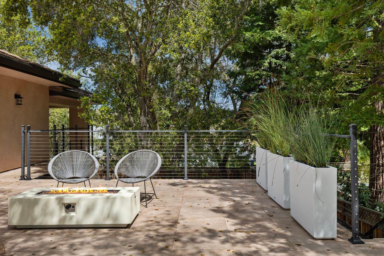Detail Gallery Image 46 of 108 For 18061 Saratoga Los Gatos Rd, Monte Sereno,  CA 95030 - 5 Beds | 4/1 Baths