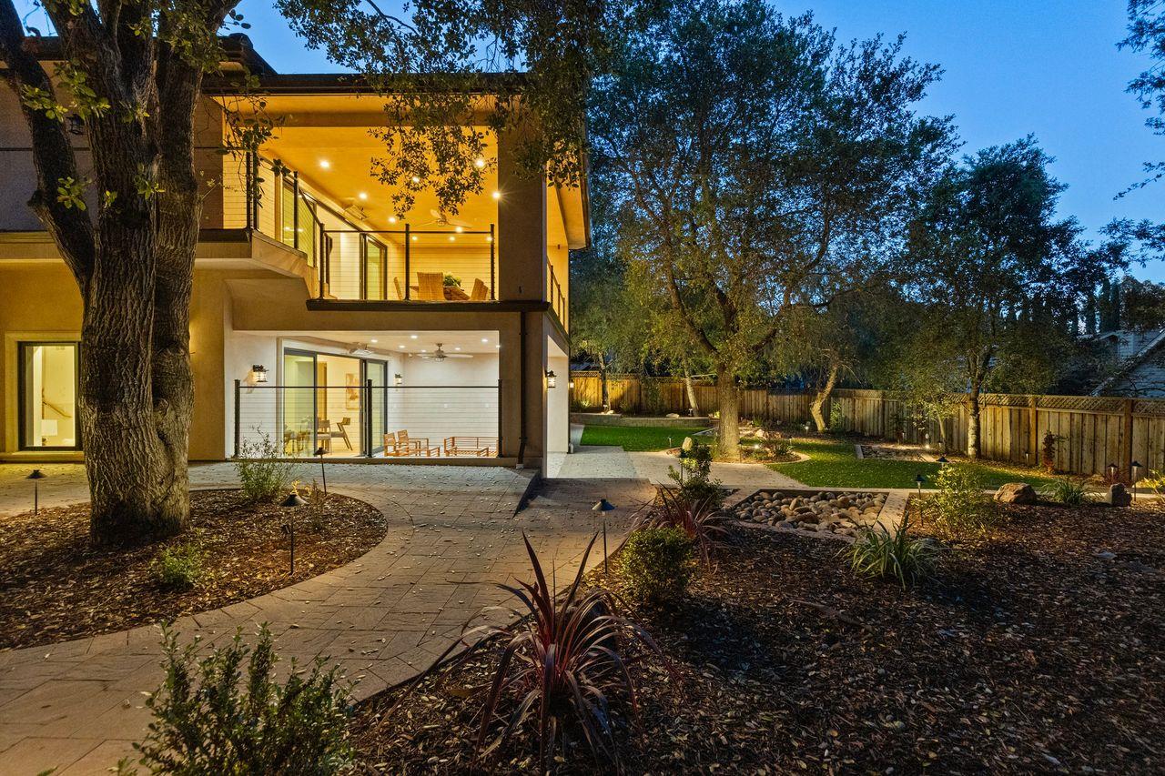 Detail Gallery Image 92 of 108 For 18061 Saratoga Los Gatos Rd, Monte Sereno,  CA 95030 - 5 Beds | 4/1 Baths