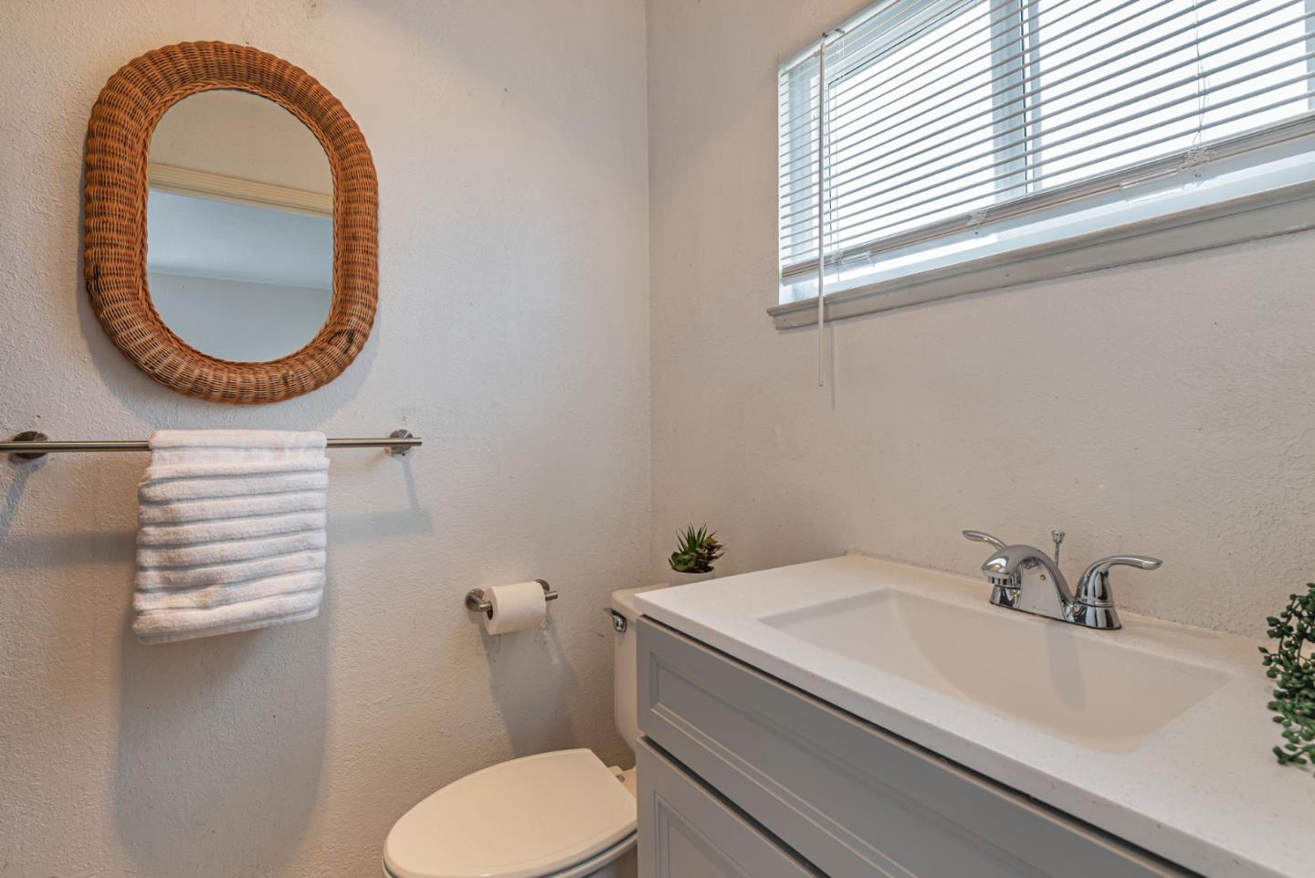 Detail Gallery Image 22 of 41 For 642 Lomita Ave, Millbrae,  CA 94030 - 3 Beds | 2 Baths