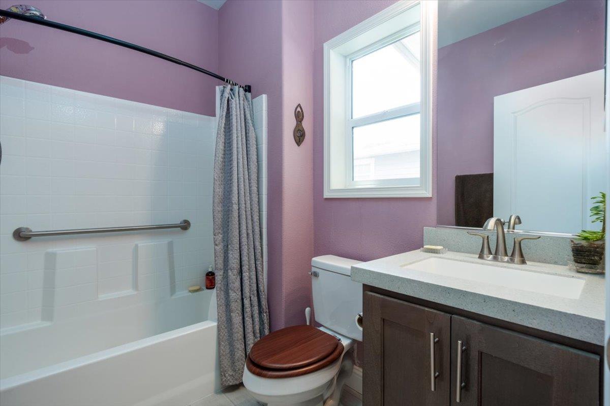 Detail Gallery Image 17 of 28 For 21 Primrose St #21,  Aptos,  CA 95003 - 3 Beds | 2 Baths