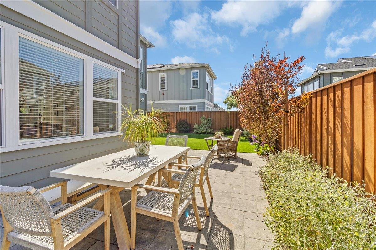 Detail Gallery Image 34 of 42 For 273 Skyview Dr, Marina,  CA 93933 - 3 Beds | 2/2 Baths