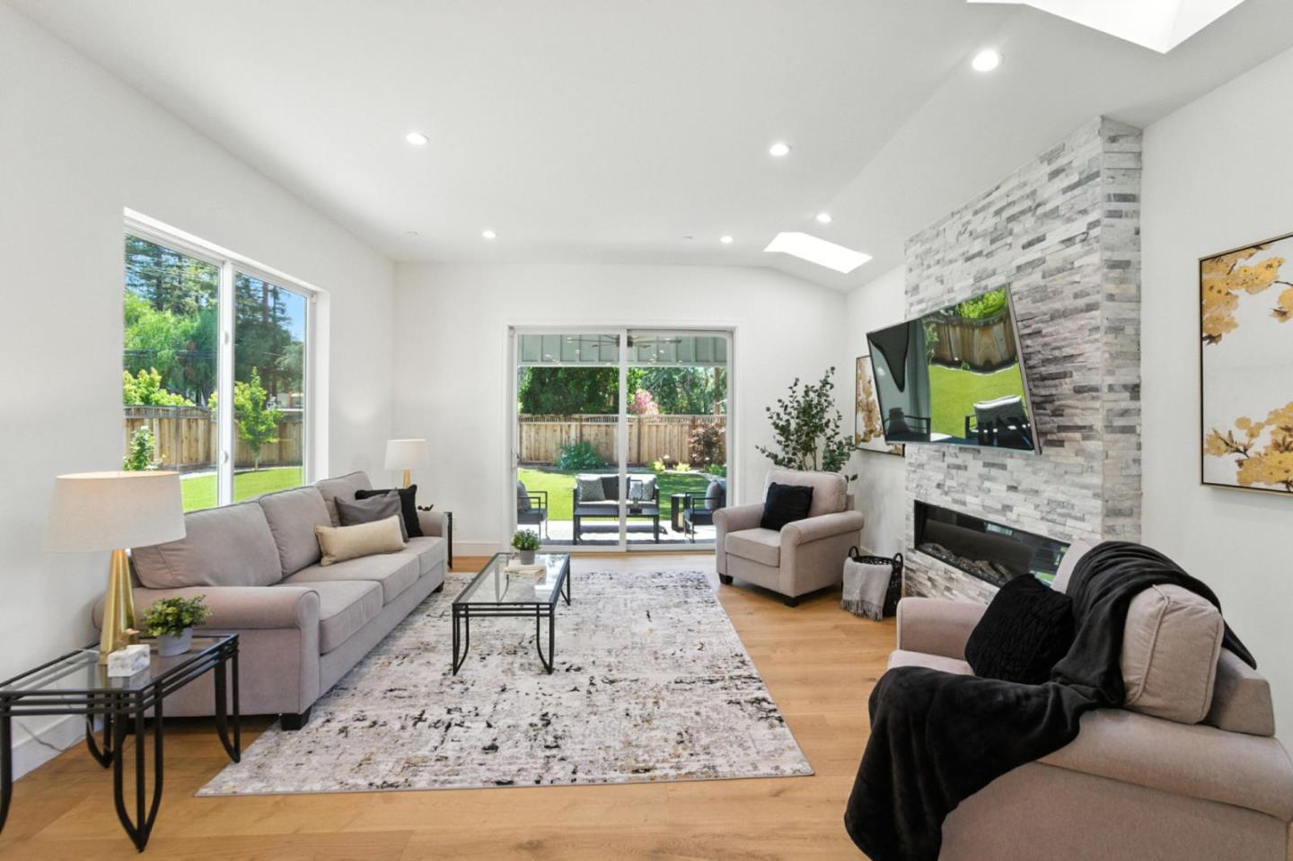 Detail Gallery Image 7 of 52 For 229 Budd Ave, Campbell,  CA 95008 - 7 Beds | 7/1 Baths