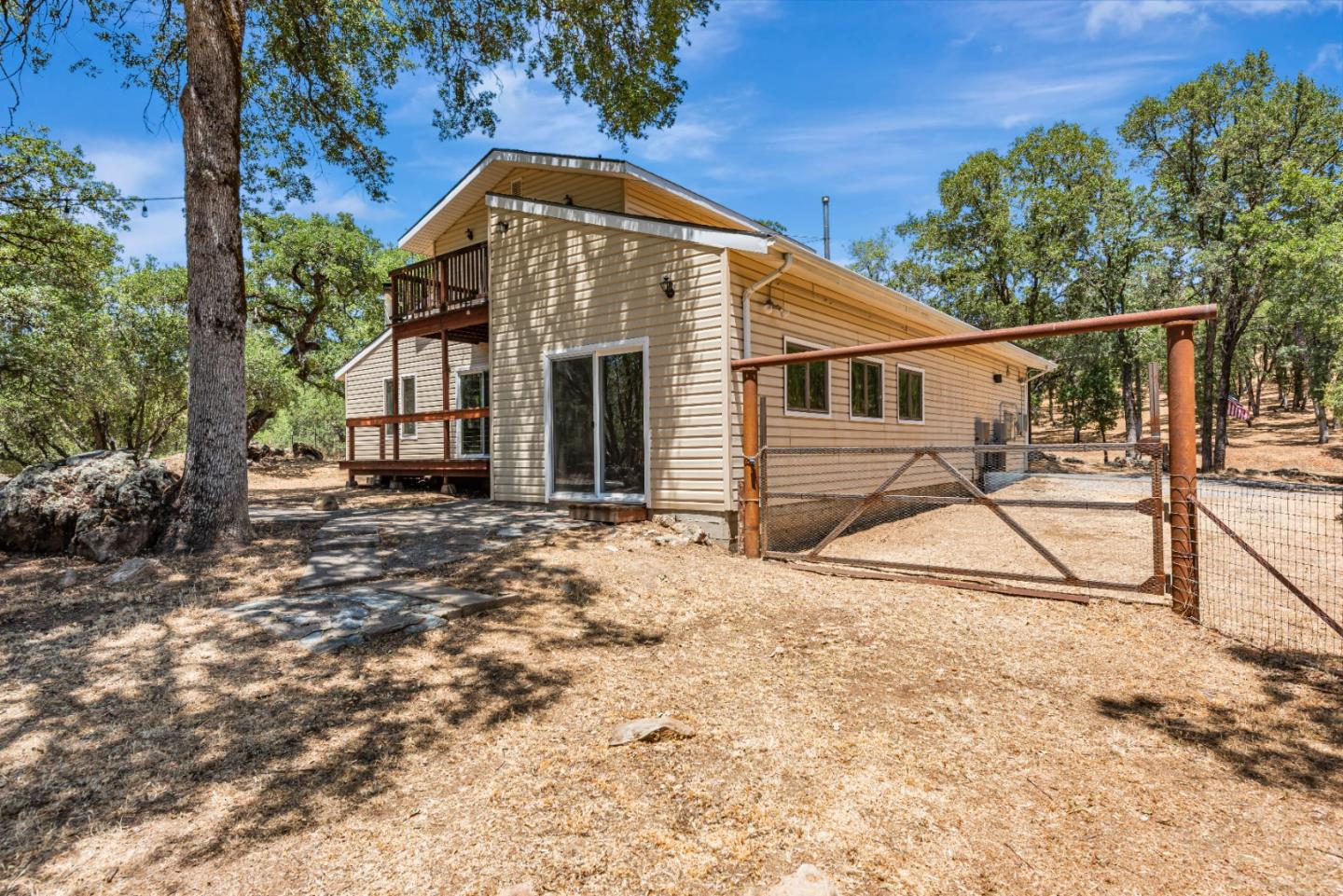 Detail Gallery Image 34 of 66 For 3748 Baldwin Dr, Placerville,  CA 95667 - 3 Beds | 3 Baths