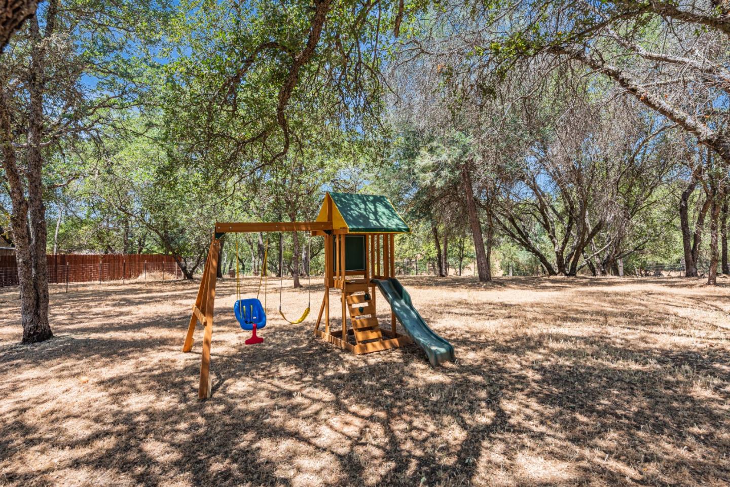 Detail Gallery Image 38 of 66 For 3748 Baldwin Dr, Placerville,  CA 95667 - 3 Beds | 3 Baths