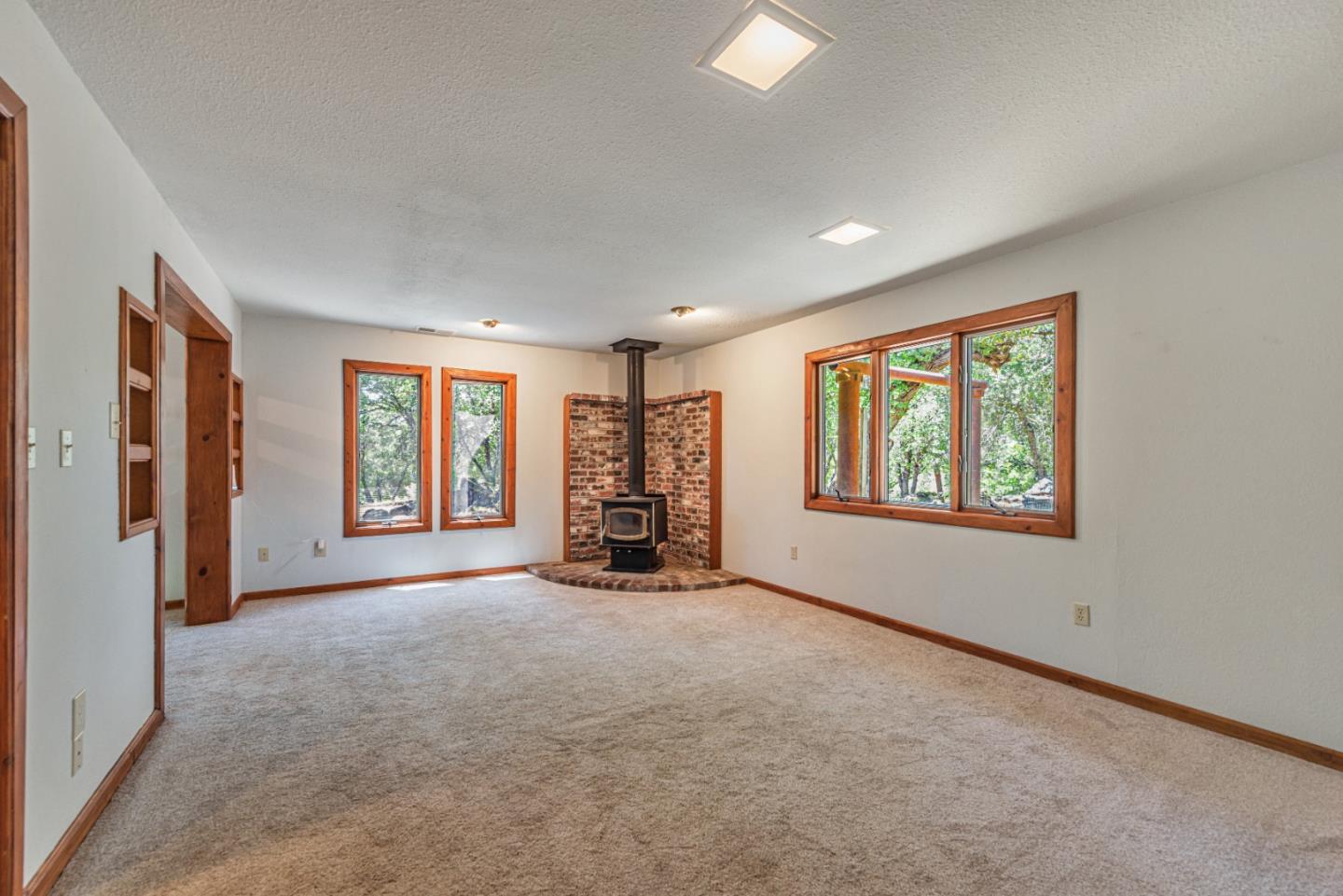Detail Gallery Image 6 of 66 For 3748 Baldwin Dr, Placerville,  CA 95667 - 3 Beds | 3 Baths