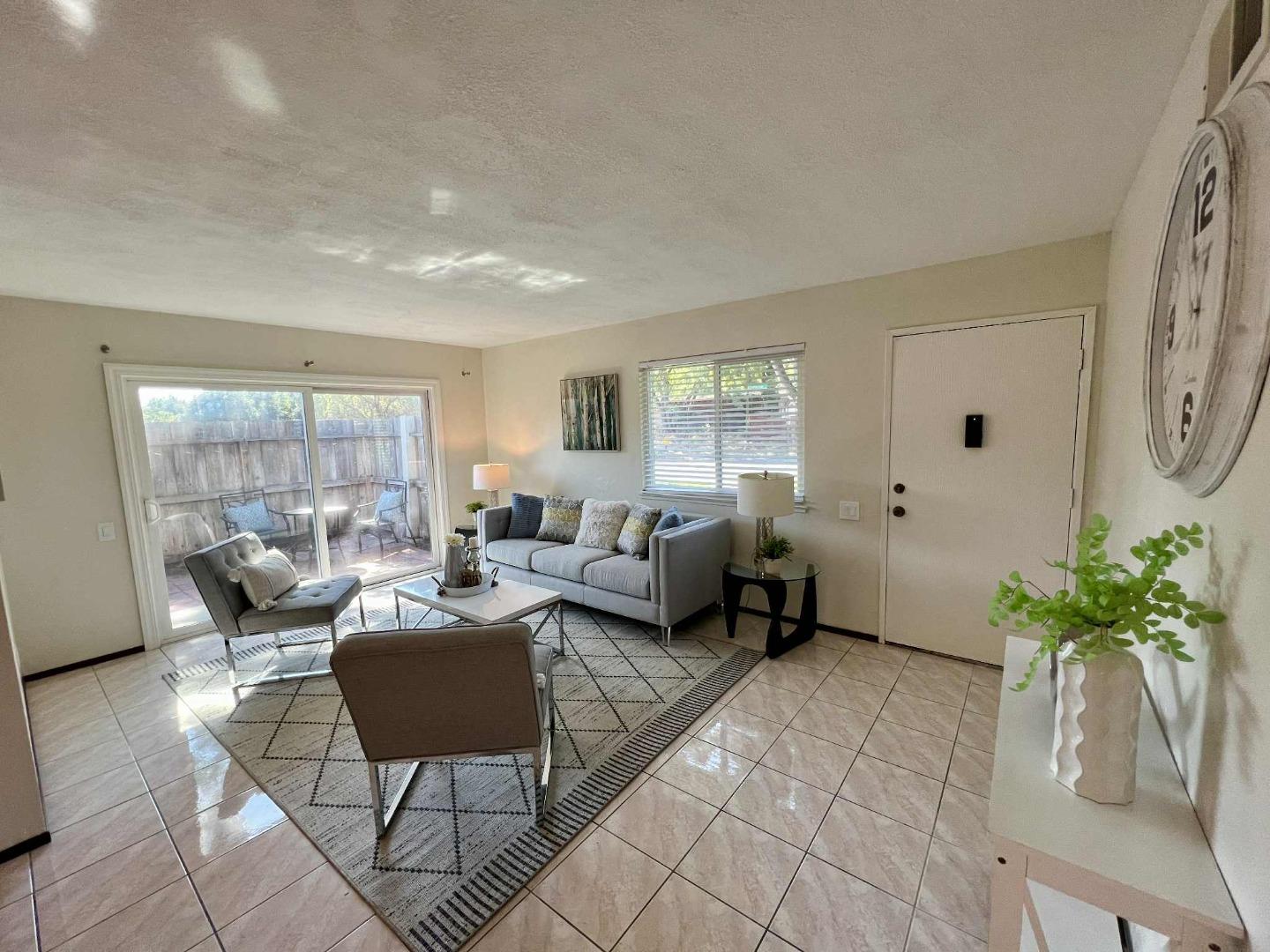 Detail Gallery Image 13 of 18 For 2102 Galveston Ave a,  San Jose,  CA 95122 - 2 Beds | 1 Baths