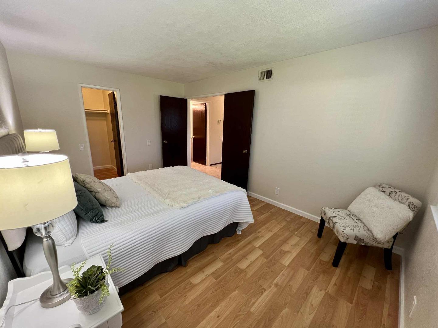 Detail Gallery Image 4 of 18 For 2102 Galveston Ave a,  San Jose,  CA 95122 - 2 Beds | 1 Baths
