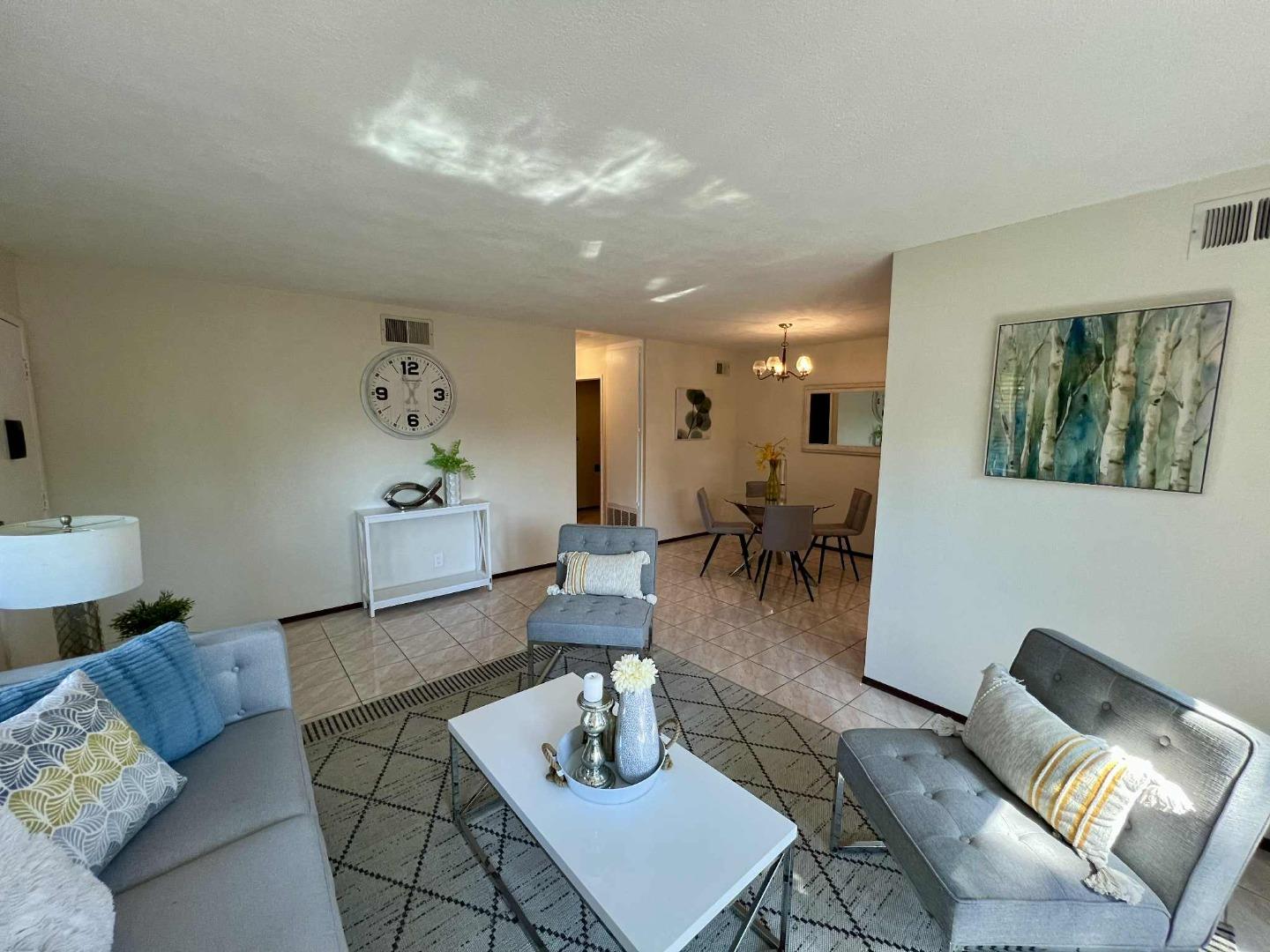 Detail Gallery Image 9 of 18 For 2102 Galveston Ave a,  San Jose,  CA 95122 - 2 Beds | 1 Baths