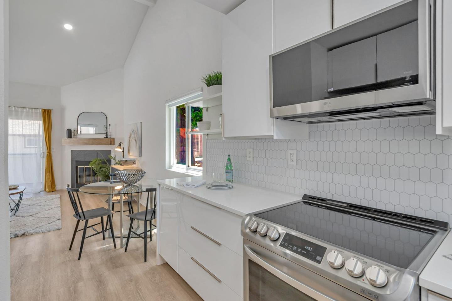Detail Gallery Image 6 of 35 For 1400 Bowe Ave #1105,  Santa Clara,  CA 95051 - 1 Beds | 1 Baths