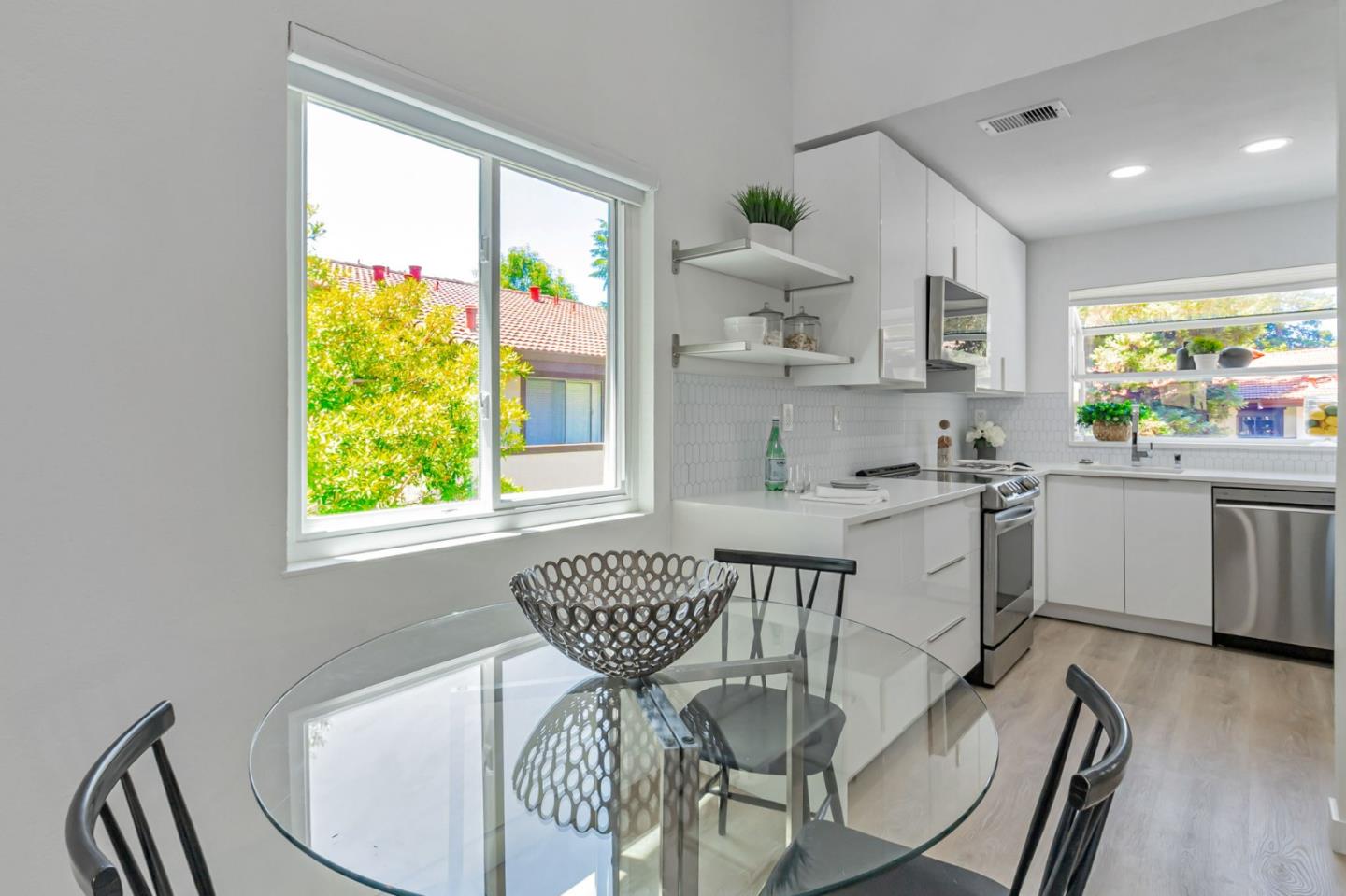 Detail Gallery Image 8 of 35 For 1400 Bowe Ave #1105,  Santa Clara,  CA 95051 - 1 Beds | 1 Baths