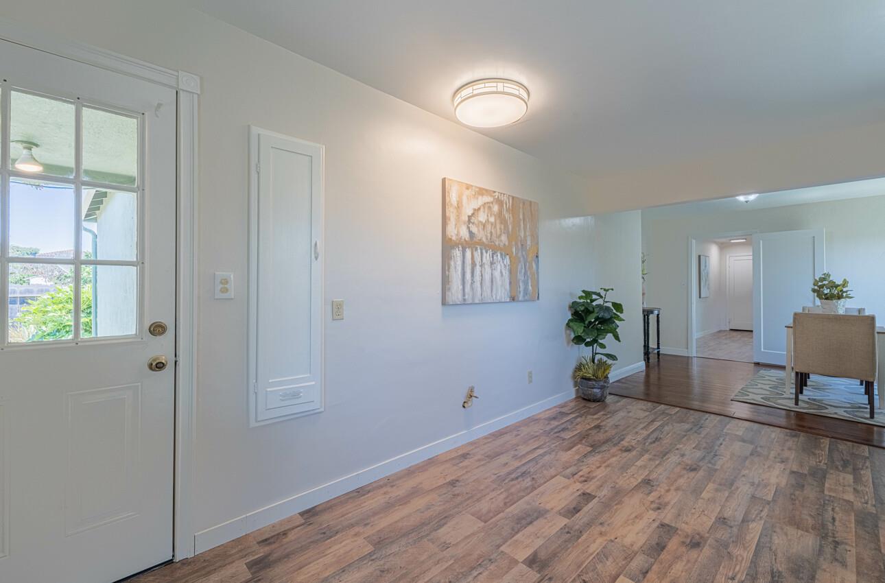 Detail Gallery Image 13 of 27 For 545 Towt St, Salinas,  CA 93905 - 2 Beds | 1 Baths