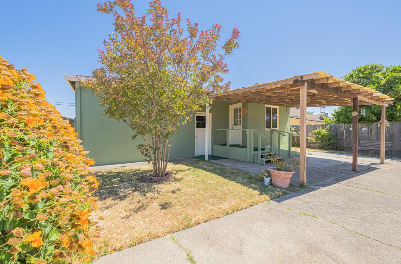 Detail Gallery Image 26 of 27 For 545 Towt St, Salinas,  CA 93905 - 2 Beds | 1 Baths
