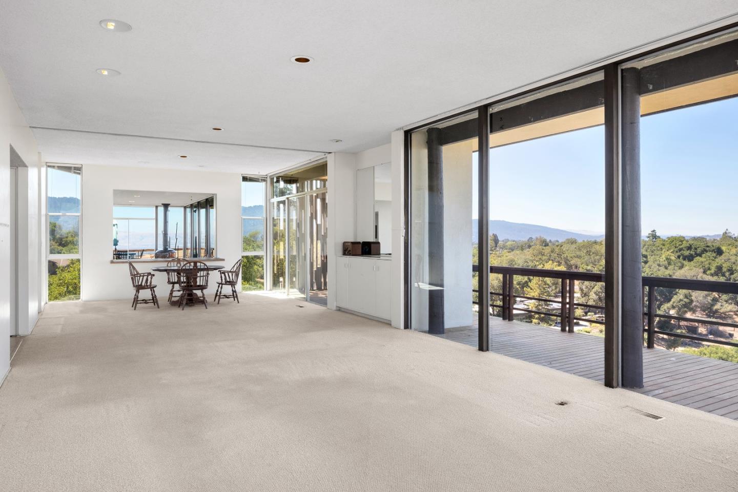 Detail Gallery Image 4 of 19 For 30 Pine Ridge Way, Portola Valley,  CA 94028 - 4 Beds | 2/1 Baths
