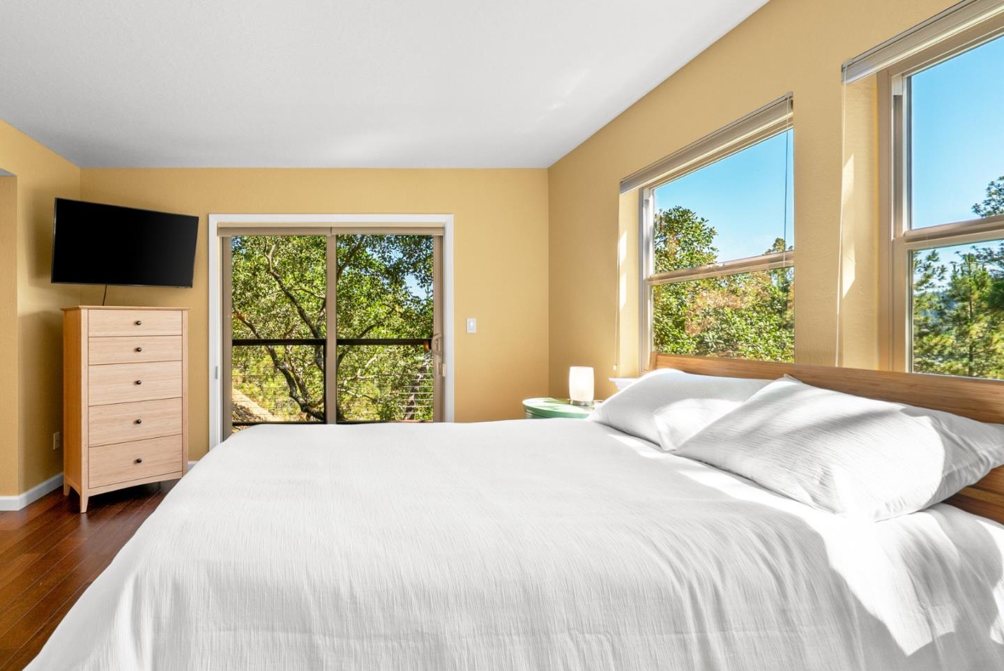 Detail Gallery Image 21 of 46 For 112 Blueberry Dr, Scotts Valley,  CA 95066 - 4 Beds | 3 Baths