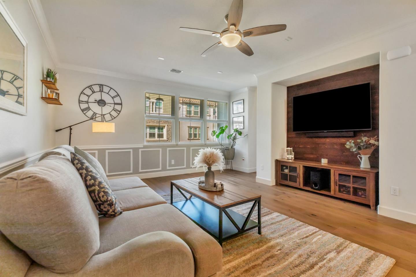Detail Gallery Image 18 of 41 For 17985 Cantabria Ln, Morgan Hill,  CA 95037 - 3 Beds | 2/1 Baths