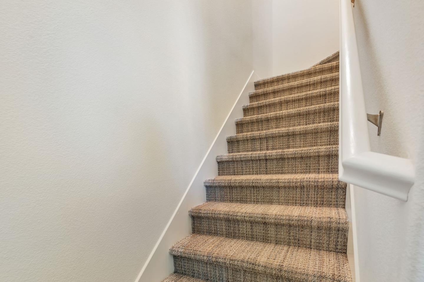 Detail Gallery Image 25 of 41 For 17985 Cantabria Ln, Morgan Hill,  CA 95037 - 3 Beds | 2/1 Baths