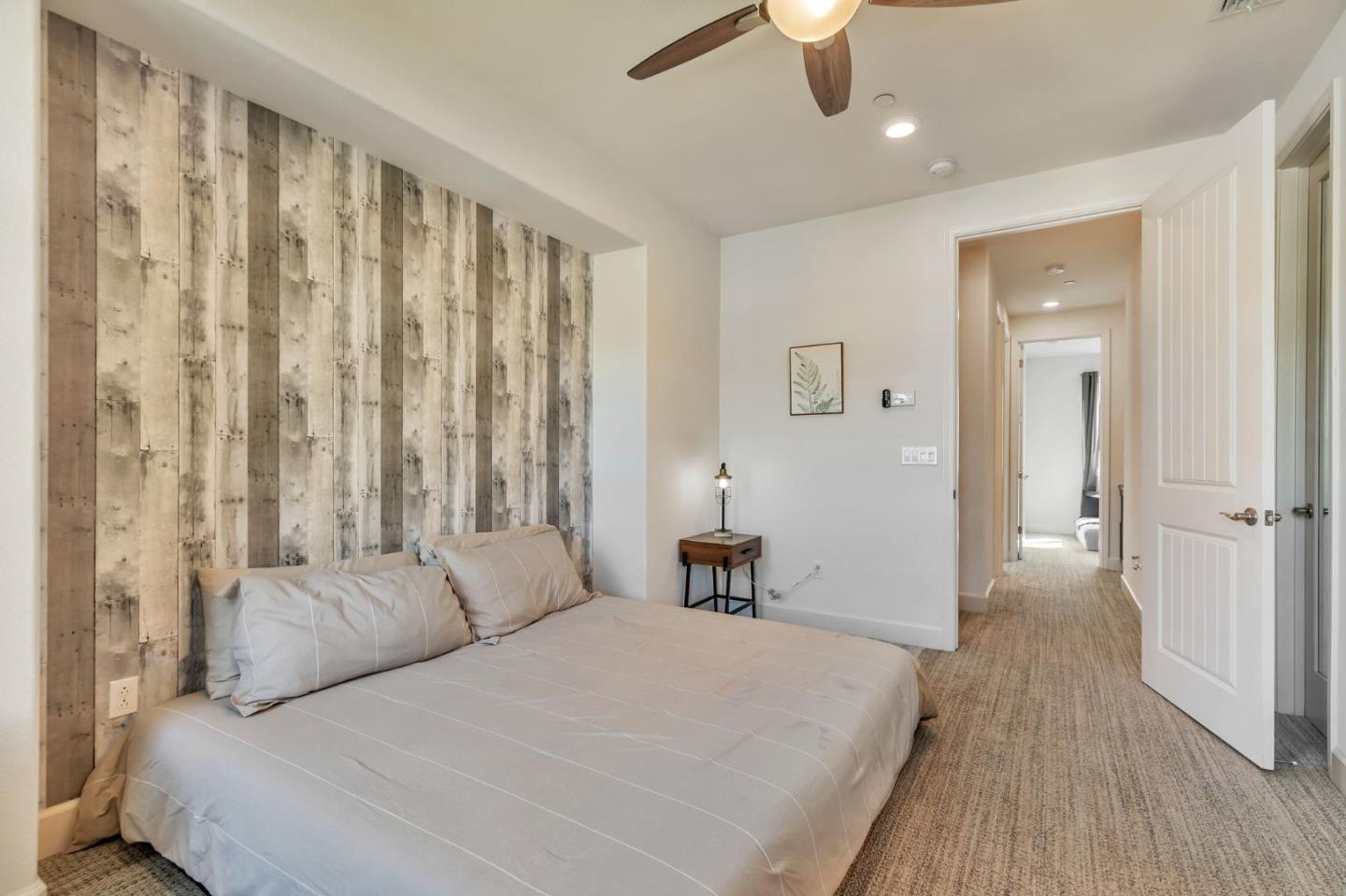 Detail Gallery Image 26 of 41 For 17985 Cantabria Ln, Morgan Hill,  CA 95037 - 3 Beds | 2/1 Baths